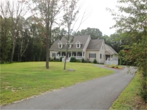 101 Base Lodge Road Swansea, MA 02777 - Photo 1 of 30 Gallery Image 1
