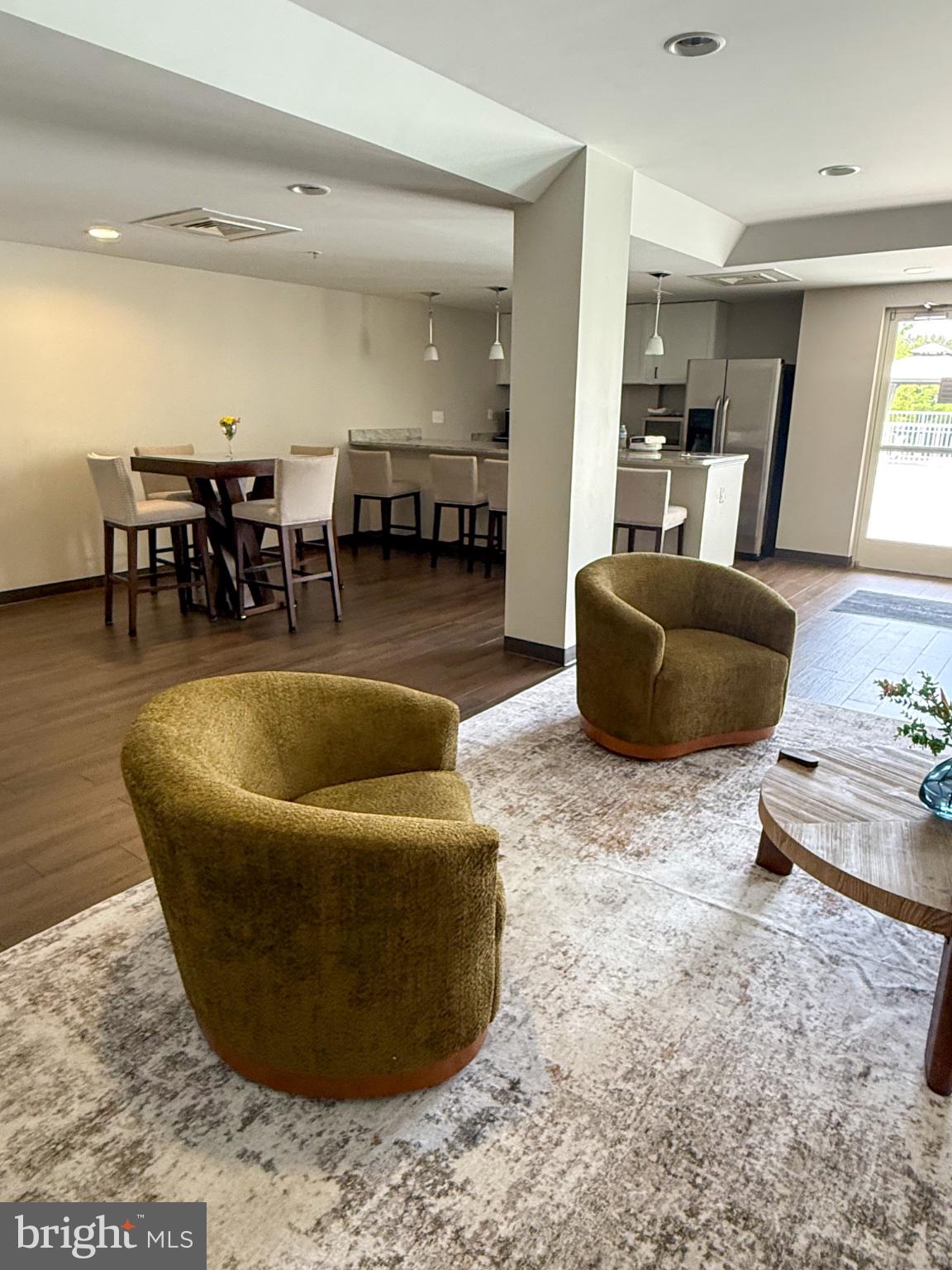 6301 Edsall Road, Unit 519 Alexandria, VA 22312 - Photo 33 of 33 Modern living space with cozy seating.