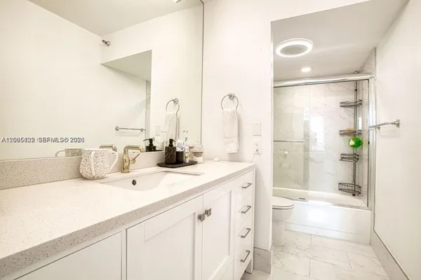 $2,850 | 20225 Northeast 34th Court, Unit 1016, Aventura, FL 33180