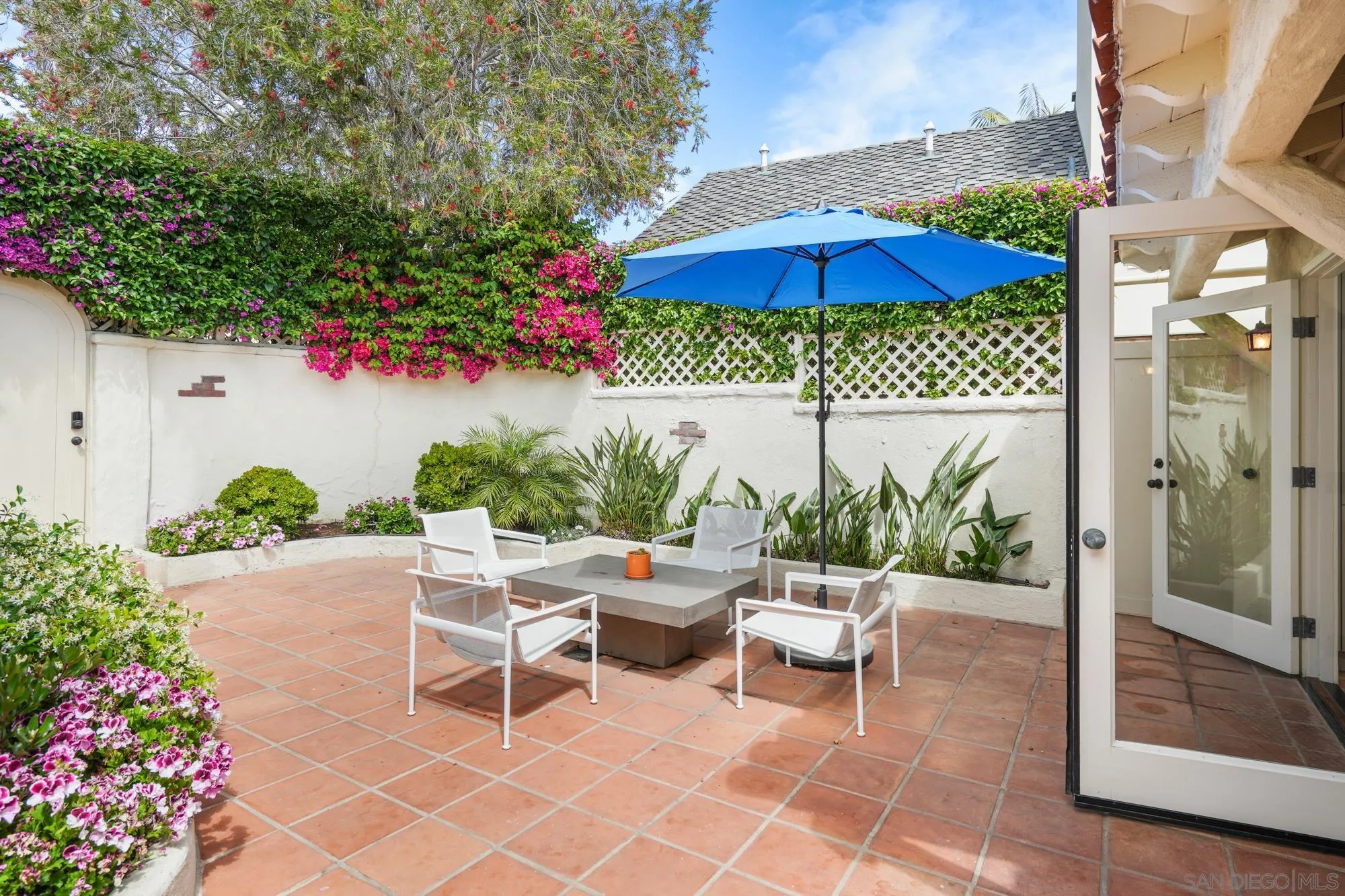 5650 Dolphin Place La Jolla, CA 92037 - Photo 26 of 54 a outdoor view with a seating space