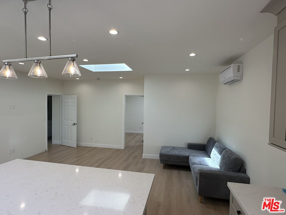 303 Culver Boulevard Playa del Rey, CA 90293 - Photo 10 of 31 Gallery Image 10