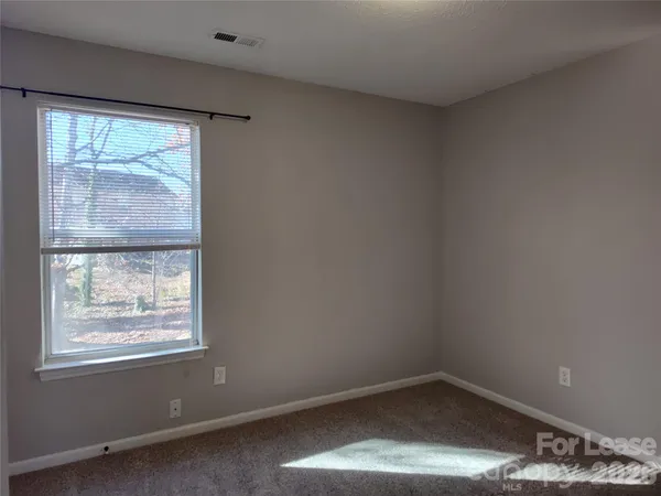 $1,895 | 10000 Dunfries Road, Matthews, NC 28105