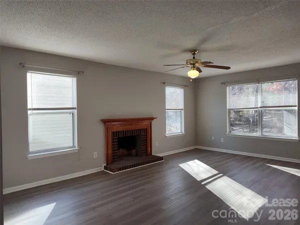 $1,895 | 10000 Dunfries Road, Matthews, NC 28105