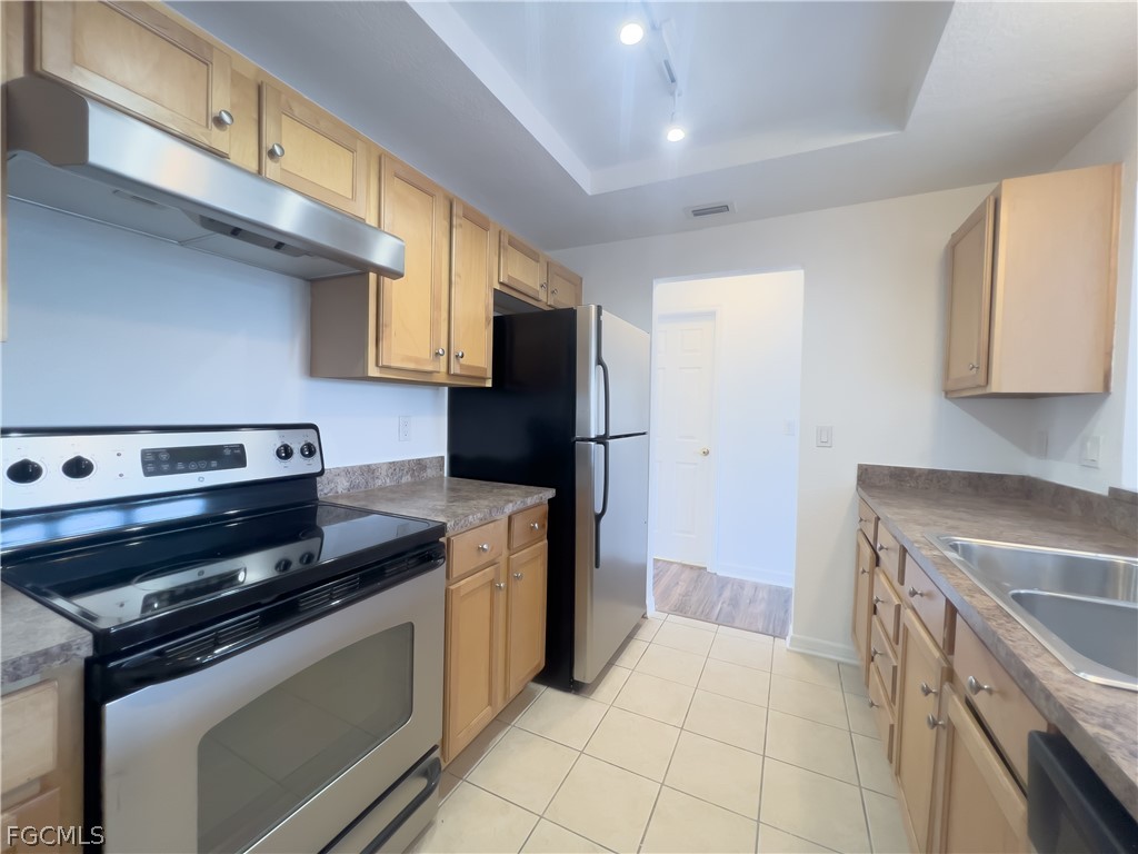 3324 North Key Drive, Unit 7 North Fort Myers, FL 33903 - Photo 12 of 20 Gallery Image 12
