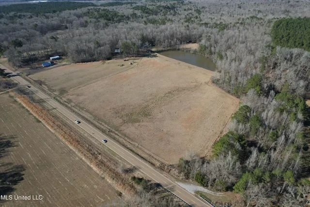 $330,000 | 24929 Highway 12, Lexington, MS 39095