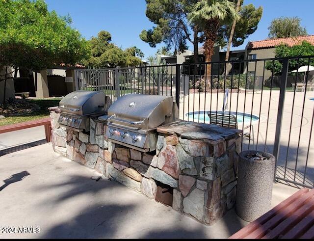 4201 East Camelback Road, Unit 30 Phoenix, AZ 85018 - Photo 23 of 27 BBQ