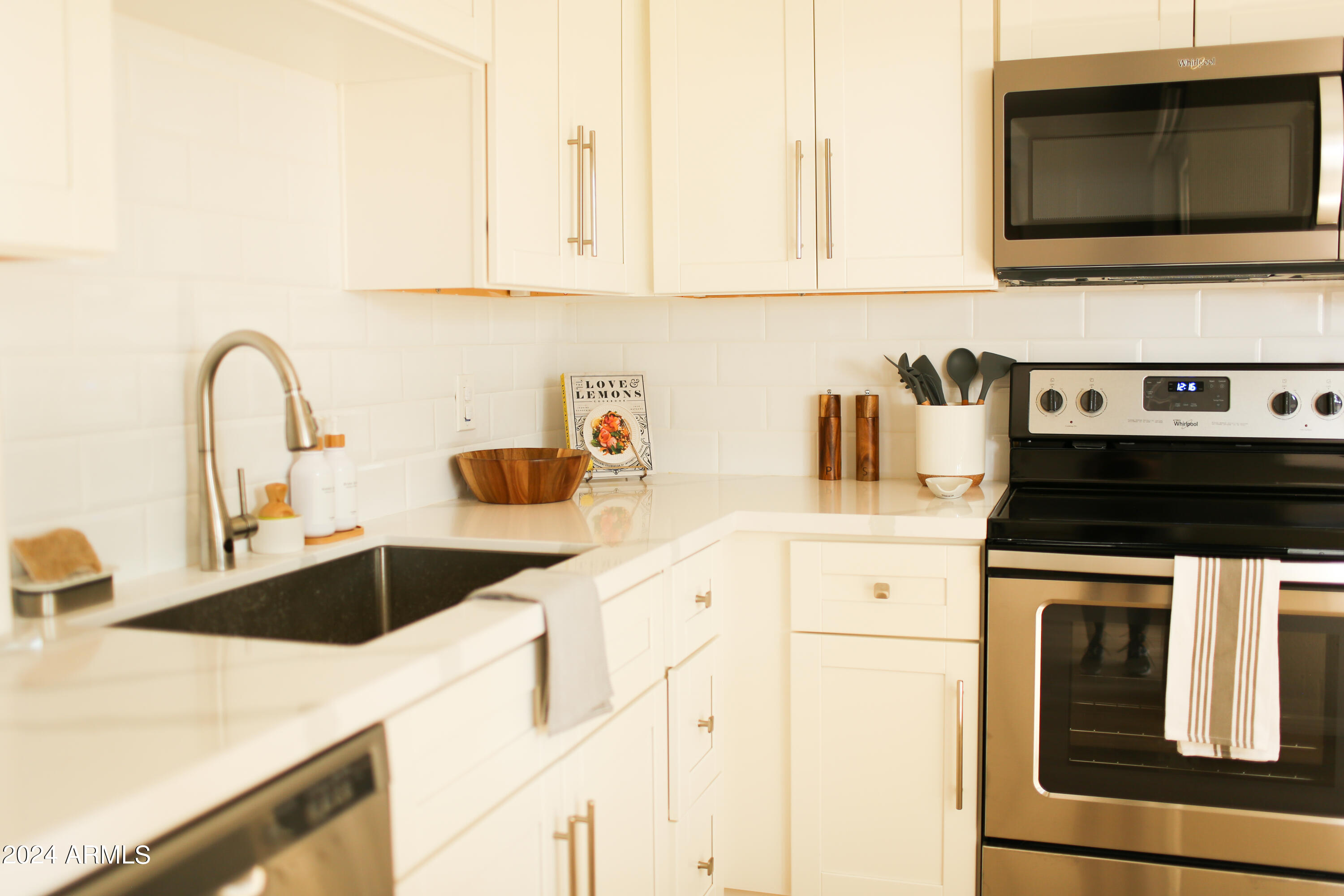 4201 East Camelback Road, Unit 30 Phoenix, AZ 85018 - Photo 25 of 27 LeMastersCondo-13