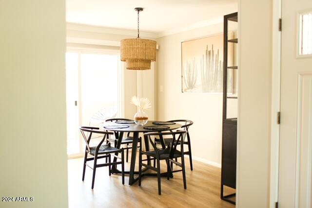 4201 East Camelback Road, Unit 30 Phoenix, AZ 85018 - Photo 9 of 27 Dining