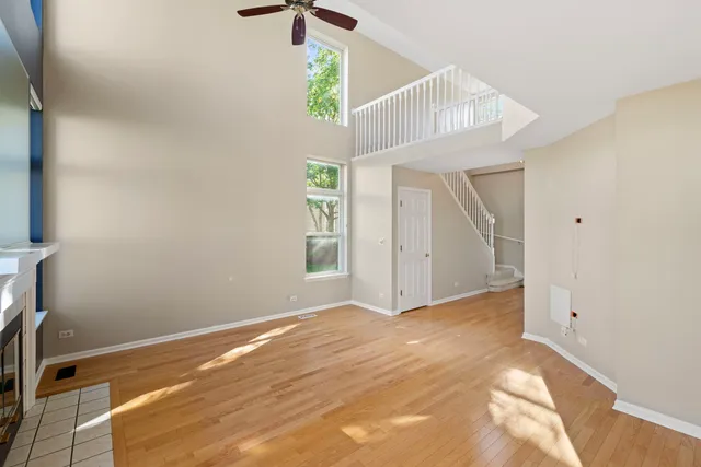 $2,600 | 1576 East Citadel Court, Palatine, IL 60074