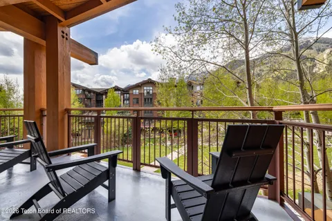 $7,950,000 | 3285 Village Drive, Unit 302, Teton Village, WY 83025