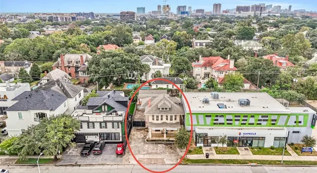 a picture of city view