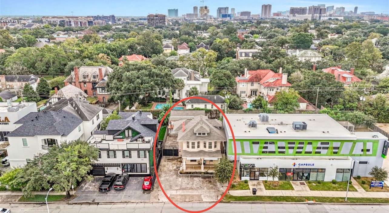 a picture of city view