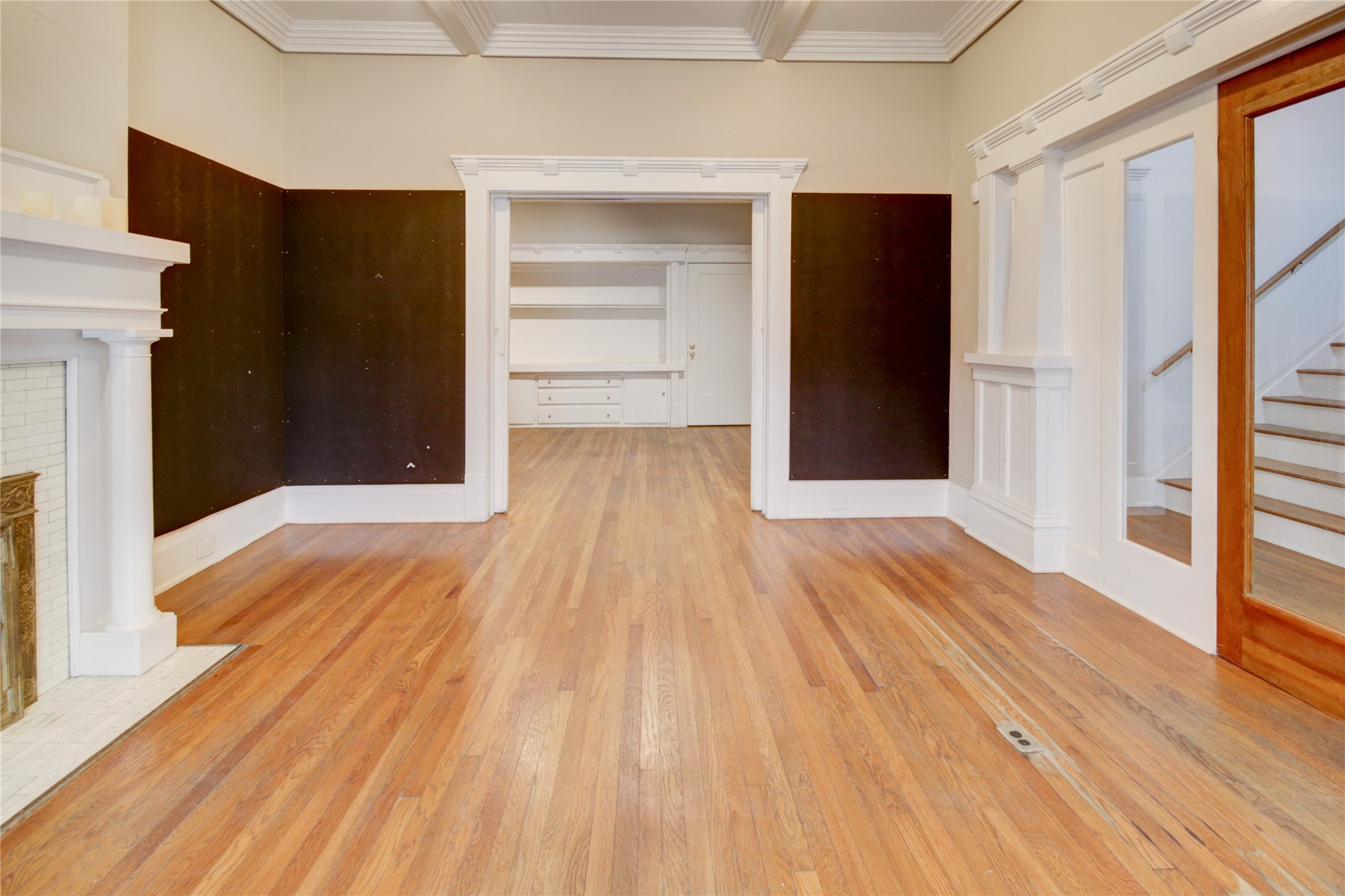 239 Westheimer Road Houston, TX 77006 - Photo 11 of 50 a view of wooden floor