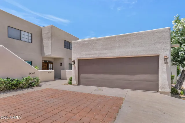 $4,495 | 3037 East Rose Lane, Phoenix, AZ 85016