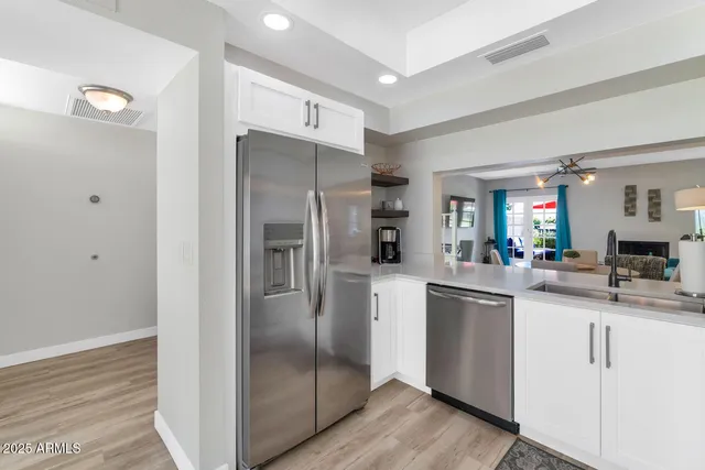 $4,495 | 3037 East Rose Lane, Phoenix, AZ 85016