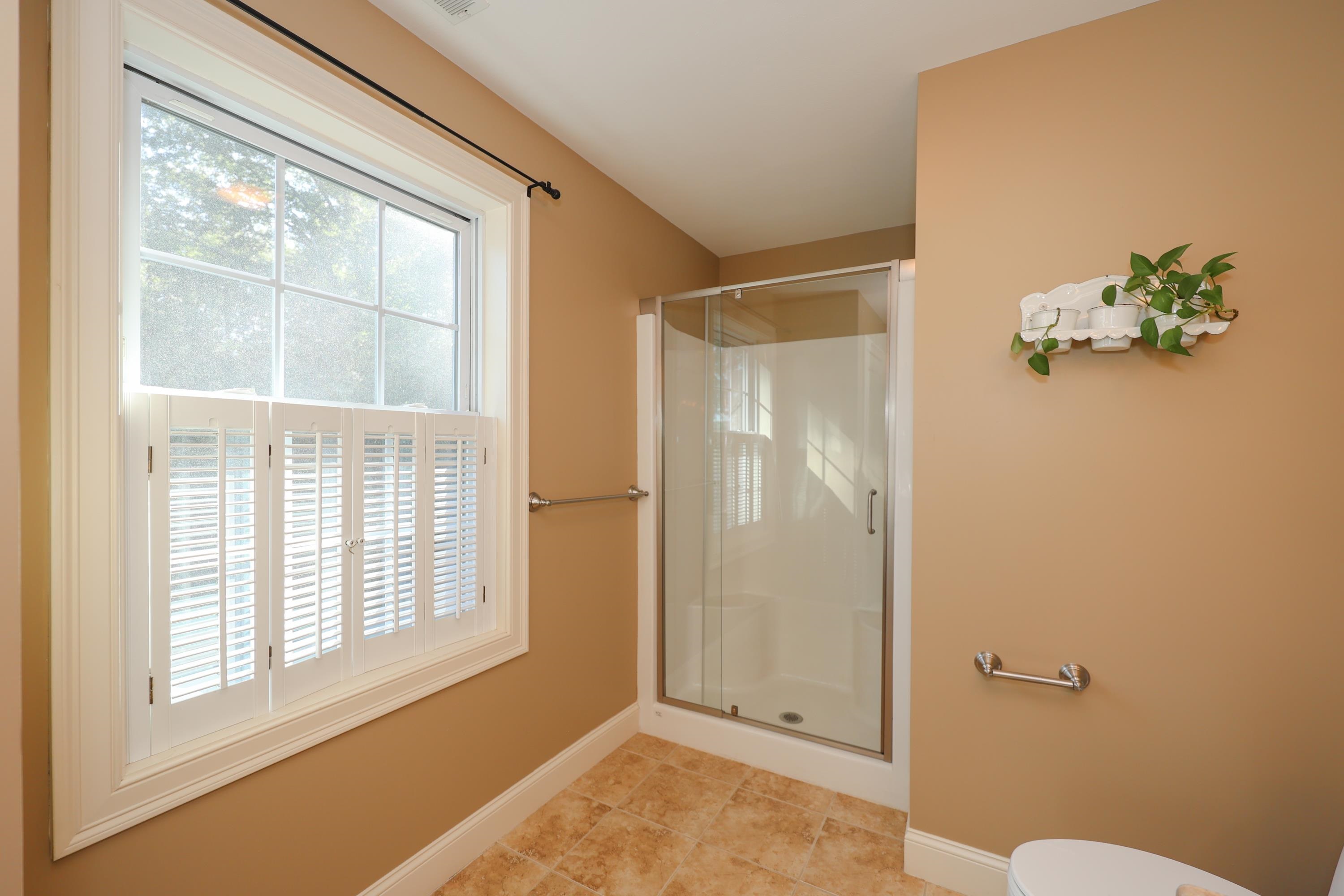 194 Crowley Road Candia, NH 03034 - Photo 12 of 40