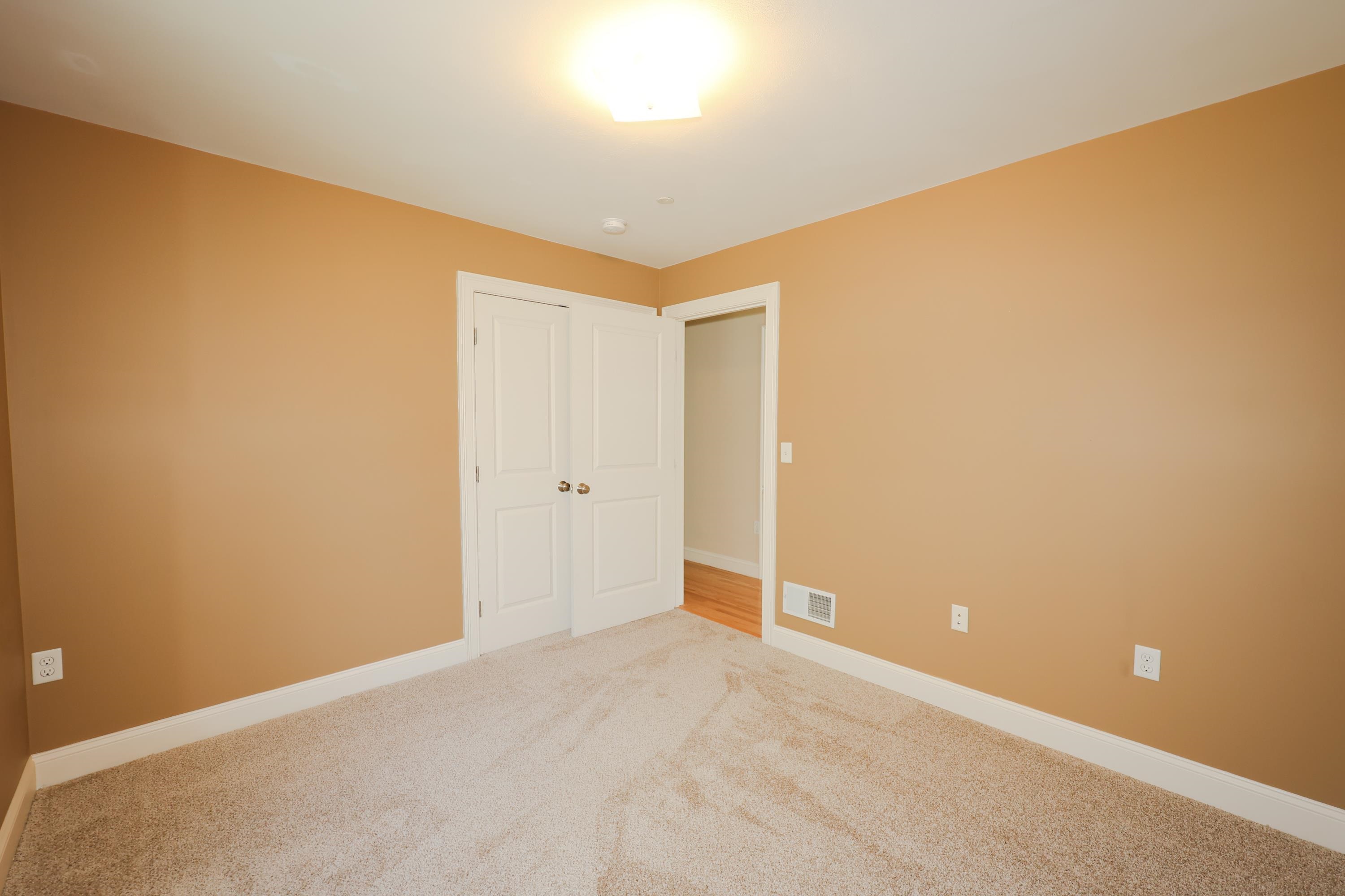 194 Crowley Road Candia, NH 03034 - Photo 16 of 40