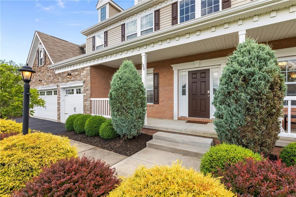 126 Stallion Road Clinton, PA 15026 - Photo 4 of 25 Gallery Image 4