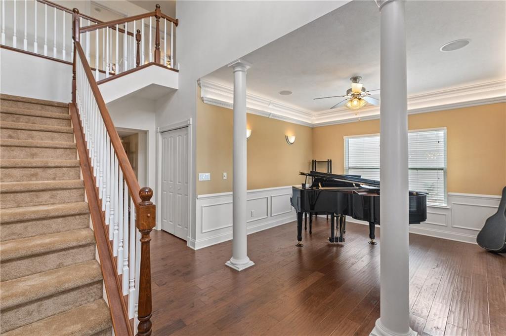 126 Stallion Road Clinton, PA 15026 - Photo 5 of 25 Gallery Image 5