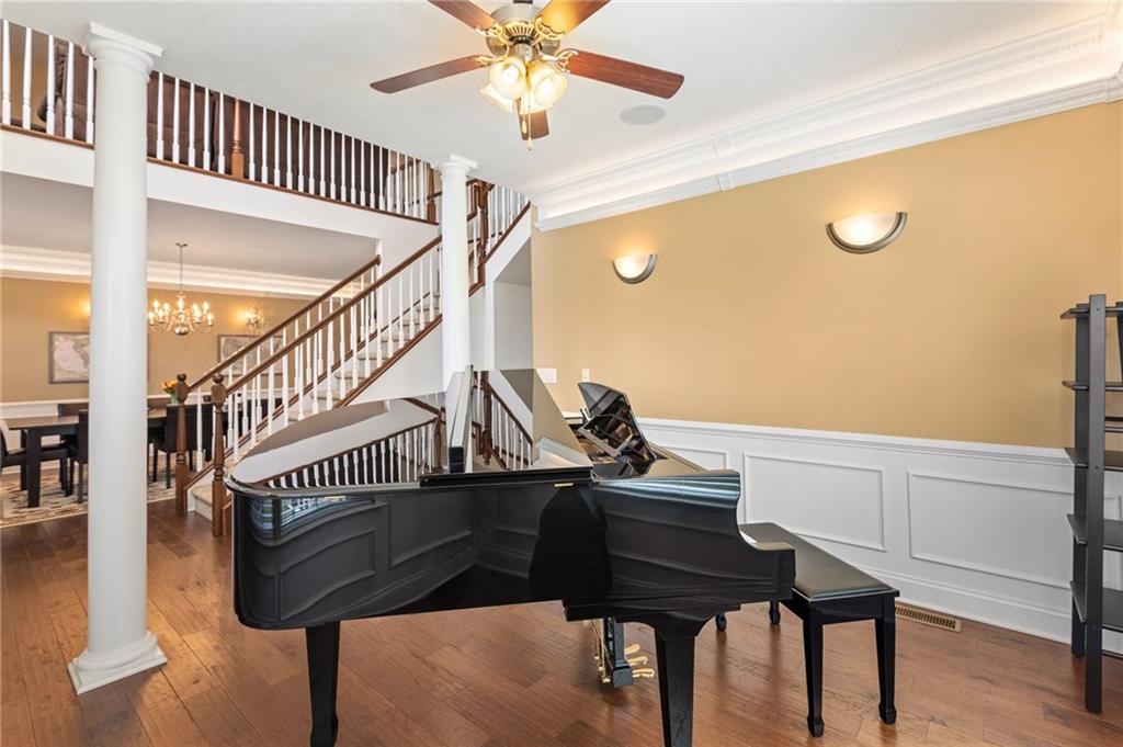 126 Stallion Road Clinton, PA 15026 - Photo 7 of 25 Gallery Image 7