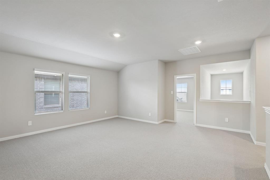 1859 Gallop Road Seagoville, TX 75159 - Photo 13 of 30 Photo is not of the actual home, but is an inspirational photo of builder’s model home and may depict options, furnishings, and/or decorator features that are not included.