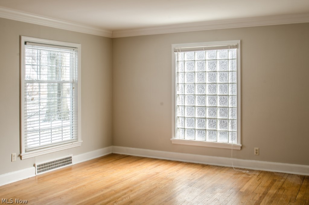 1366 Brookline Road Cleveland, OH 44121 - Photo 9 of 33 1st bedroom 1