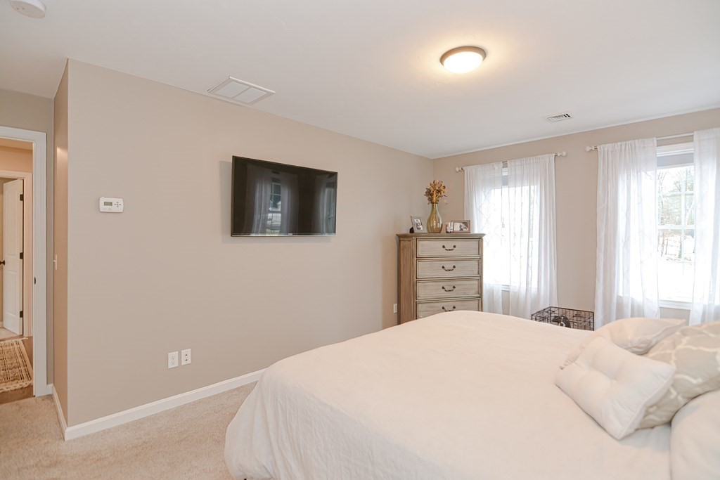 14 Hyde Road Charlton, MA 01507 - Photo 30 of 42 Gallery Image 30