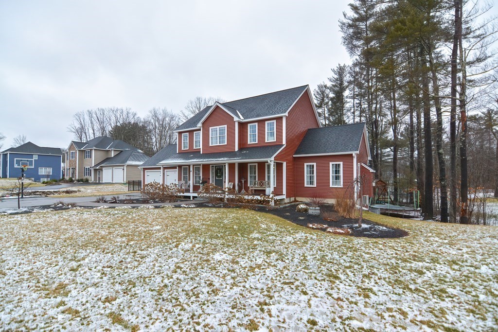 14 Hyde Road Charlton, MA 01507 - Photo 4 of 42 Gallery Image 4