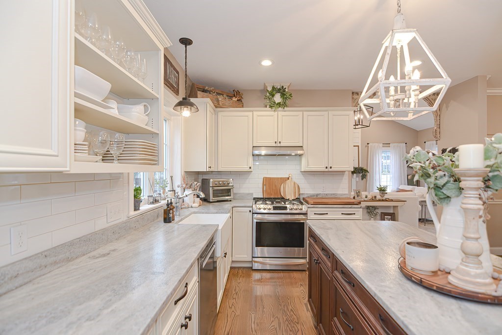 14 Hyde Road Charlton, MA 01507 - Photo 9 of 42 Gallery Image 9