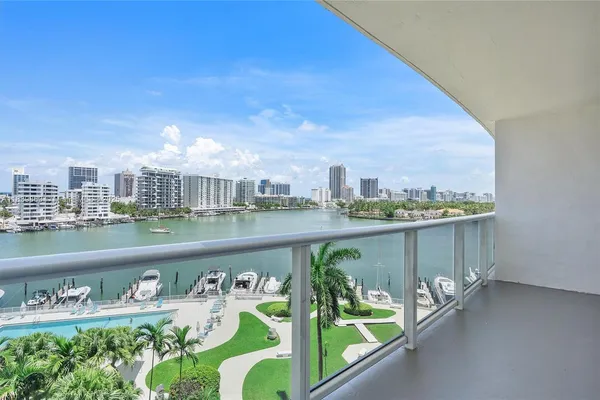 $329,000 | 900 Bay Drive, Miami Beach, FL 33141