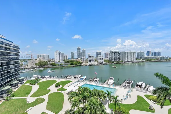 $329,000 | 900 Bay Drive, Miami Beach, FL 33141