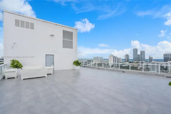 $329,000 | 900 Bay Drive, Miami Beach, FL 33141