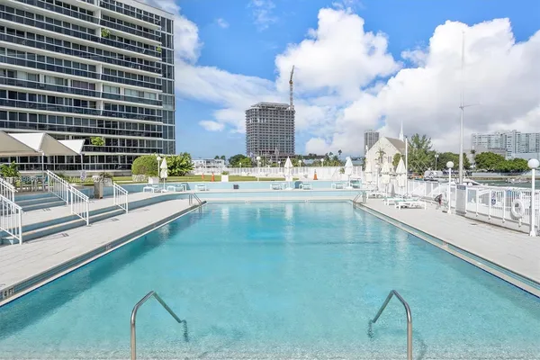 $329,000 | 900 Bay Drive, Miami Beach, FL 33141