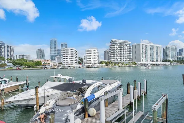 $329,000 | 900 Bay Drive, Miami Beach, FL 33141