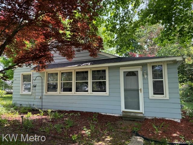 23854 Harrellson Street Macomb, MI 48042 - Photo 3 of 20