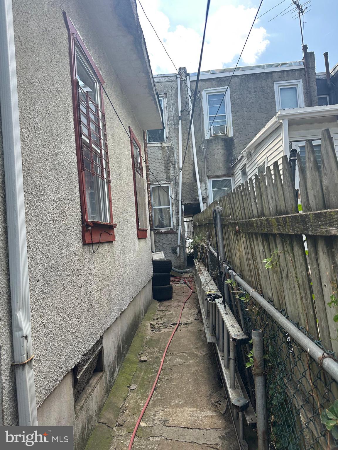 2841 Rosehill Street Philadelphia, PA 19134 - Photo 30 of 36