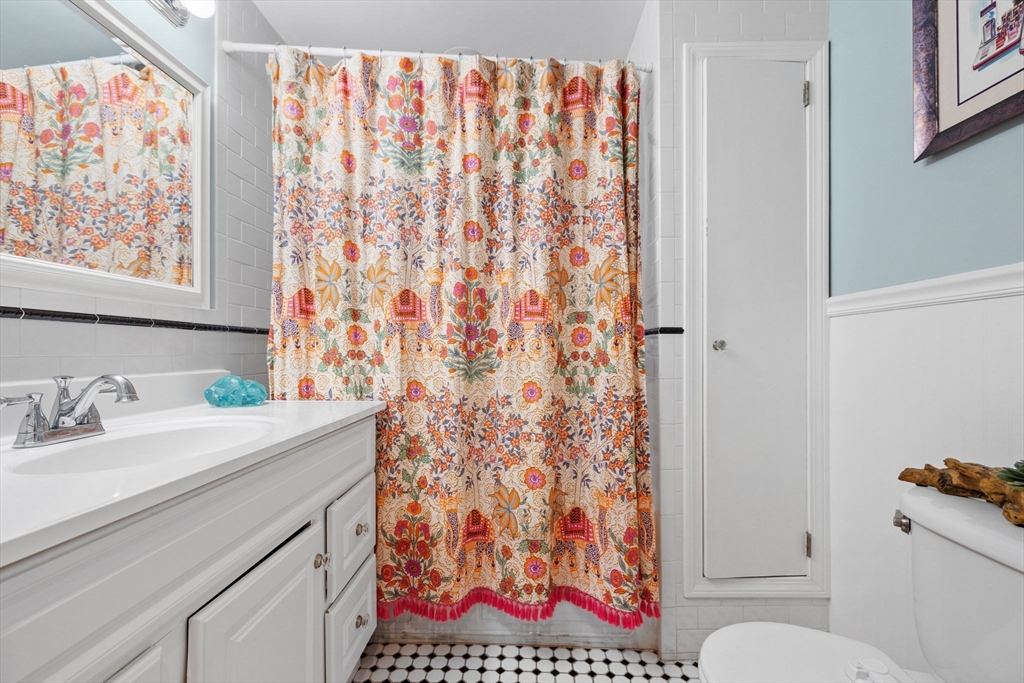 6 Parkway Road, Unit 1 Brookline, MA 02445 - Photo 14 of 15 Gallery Image 14