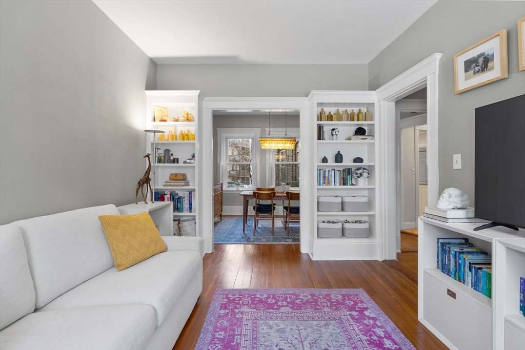 6 Parkway Road, Unit 1 Brookline, MA 02445 - Photo 3 of 15 Gallery Image 3