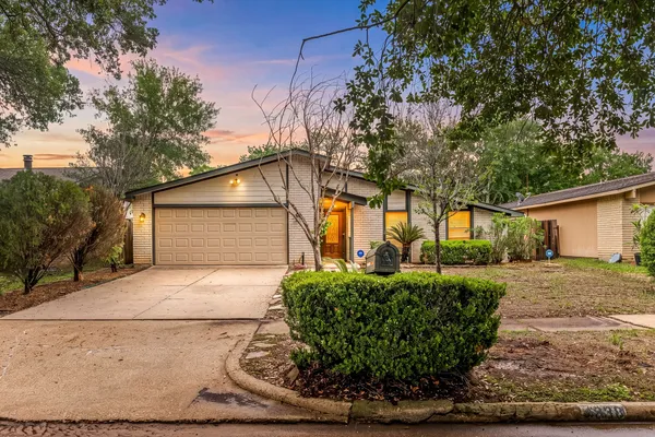 $1,900 | 4838 Gretna Green Drive, Houston, TX 77084