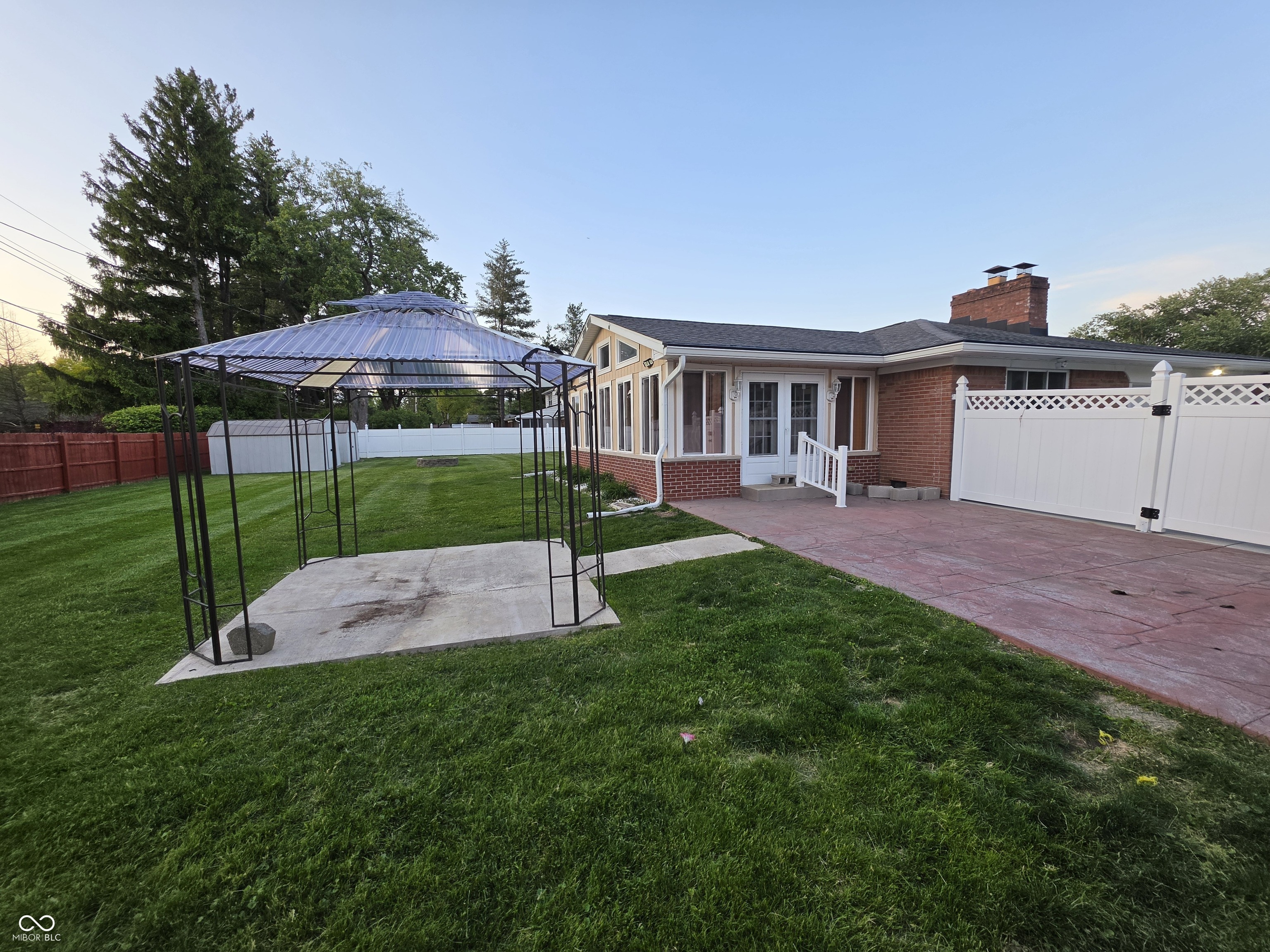 6362 Breamore Road Indianapolis, IN 46220 - Photo 6 of 32