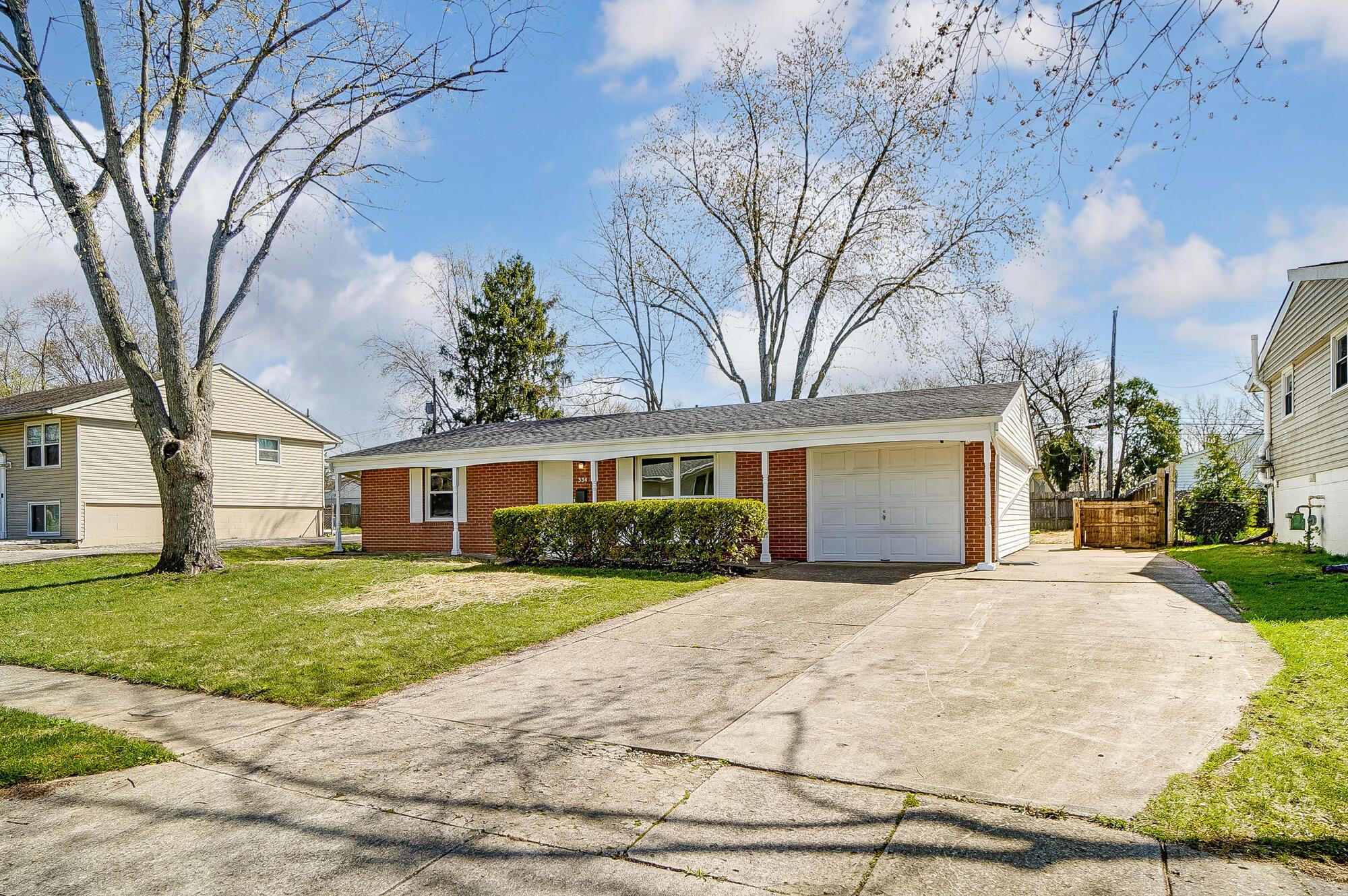 334 Regents Road Gahanna, OH 43230 - Photo 1 of 29 003