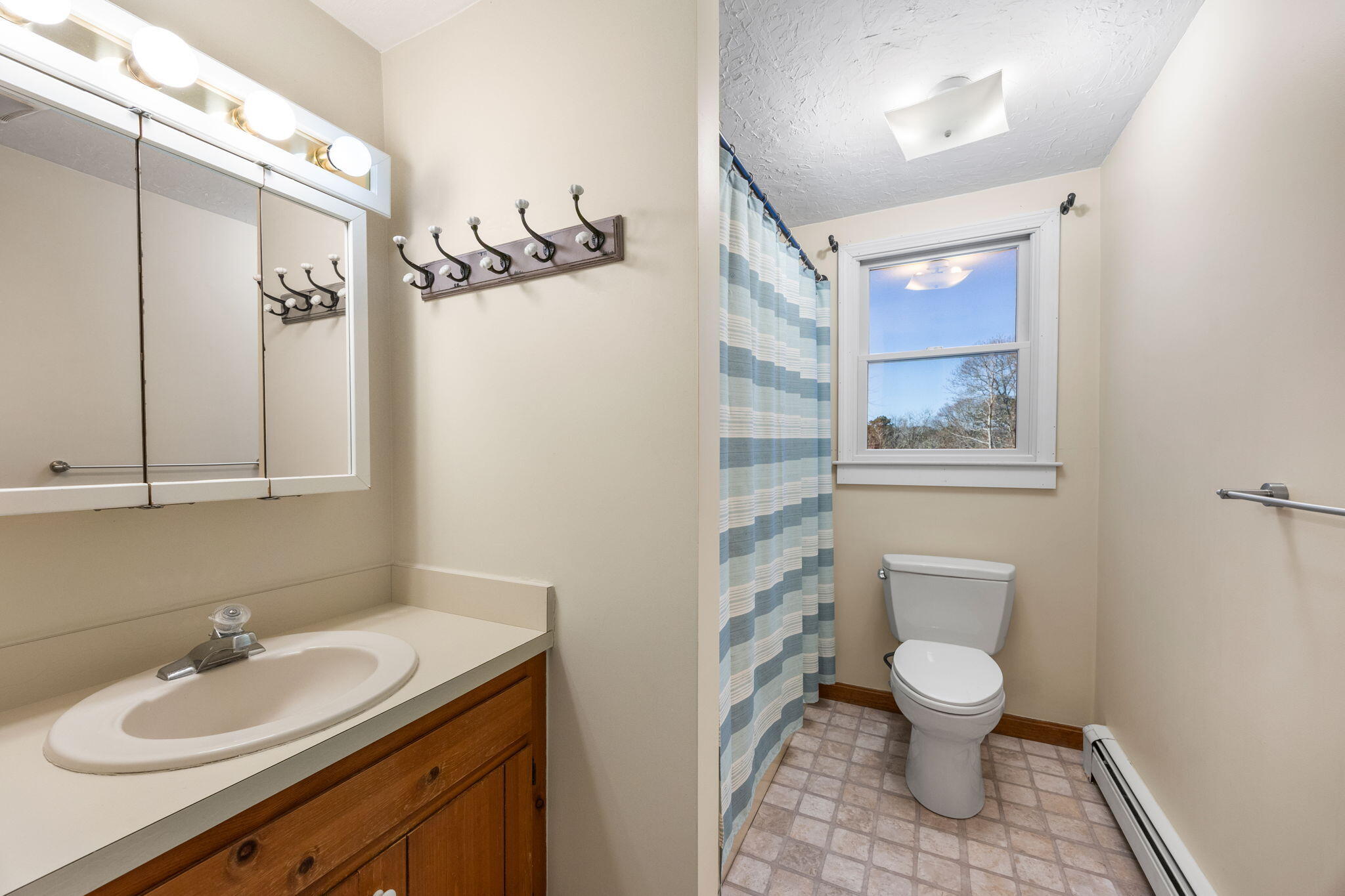 171 Weir Road Yarmouth Port, MA 02675 - Photo 22 of 50 25-web-or-mls-171-weir-rd