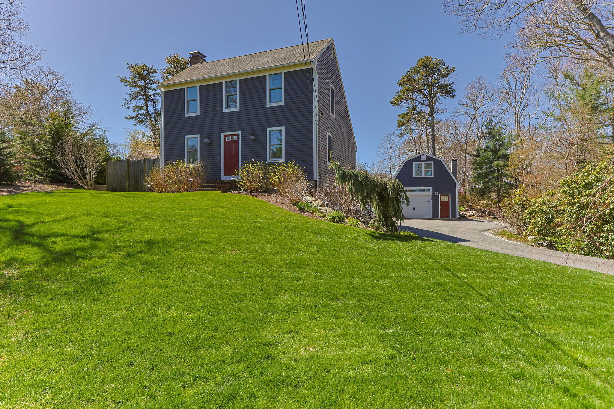 171 Weir Road Yarmouth Port, MA 02675 - Photo 3 of 50 4-web-or-mls-171-weir-rd