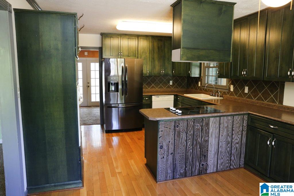 909 Mountain Brook Road Oxford, AL 36203 - Photo 8 of 49
