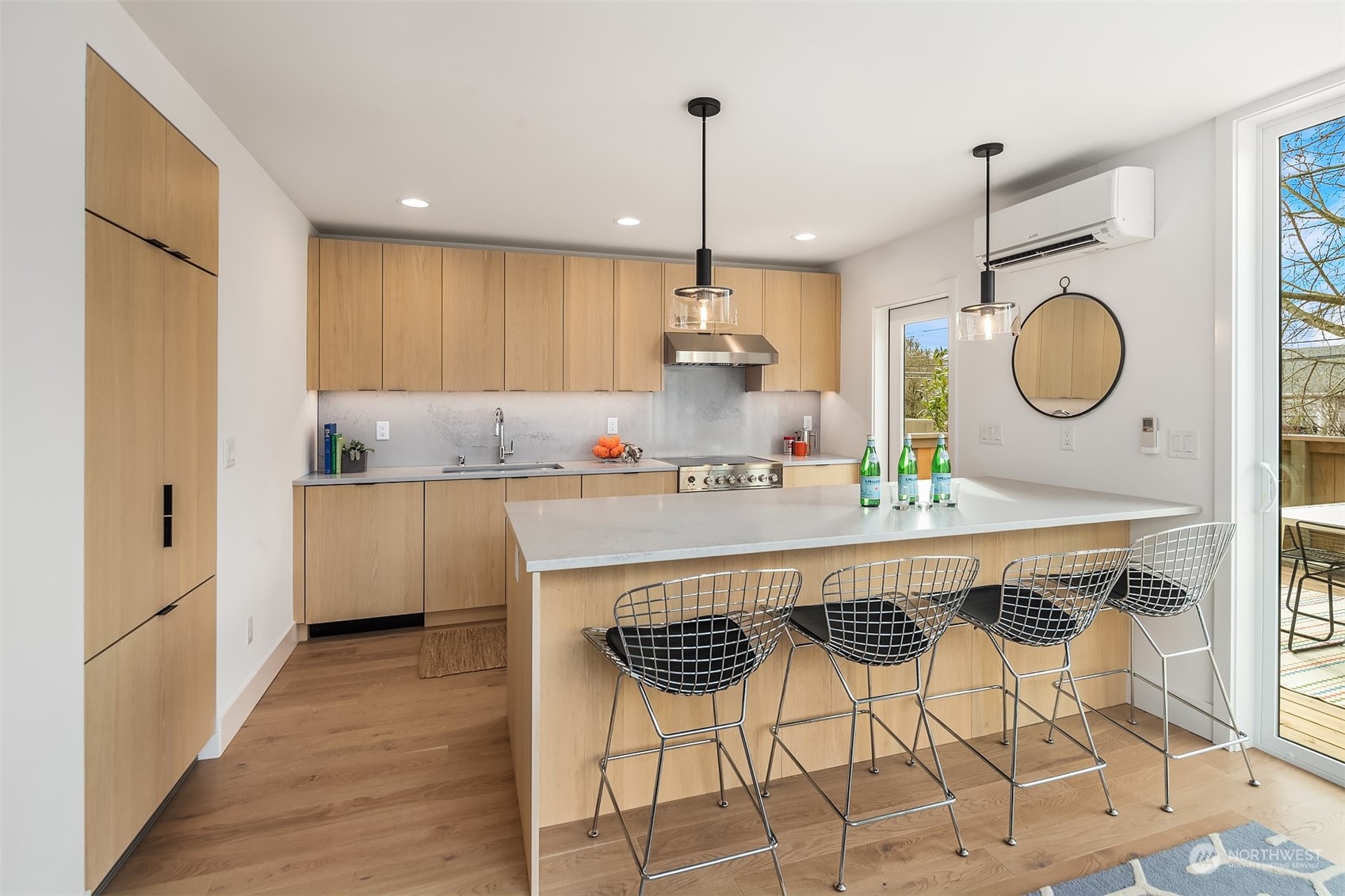 1701 North 36th Street Seattle, WA 98103 - Photo 6 of 22