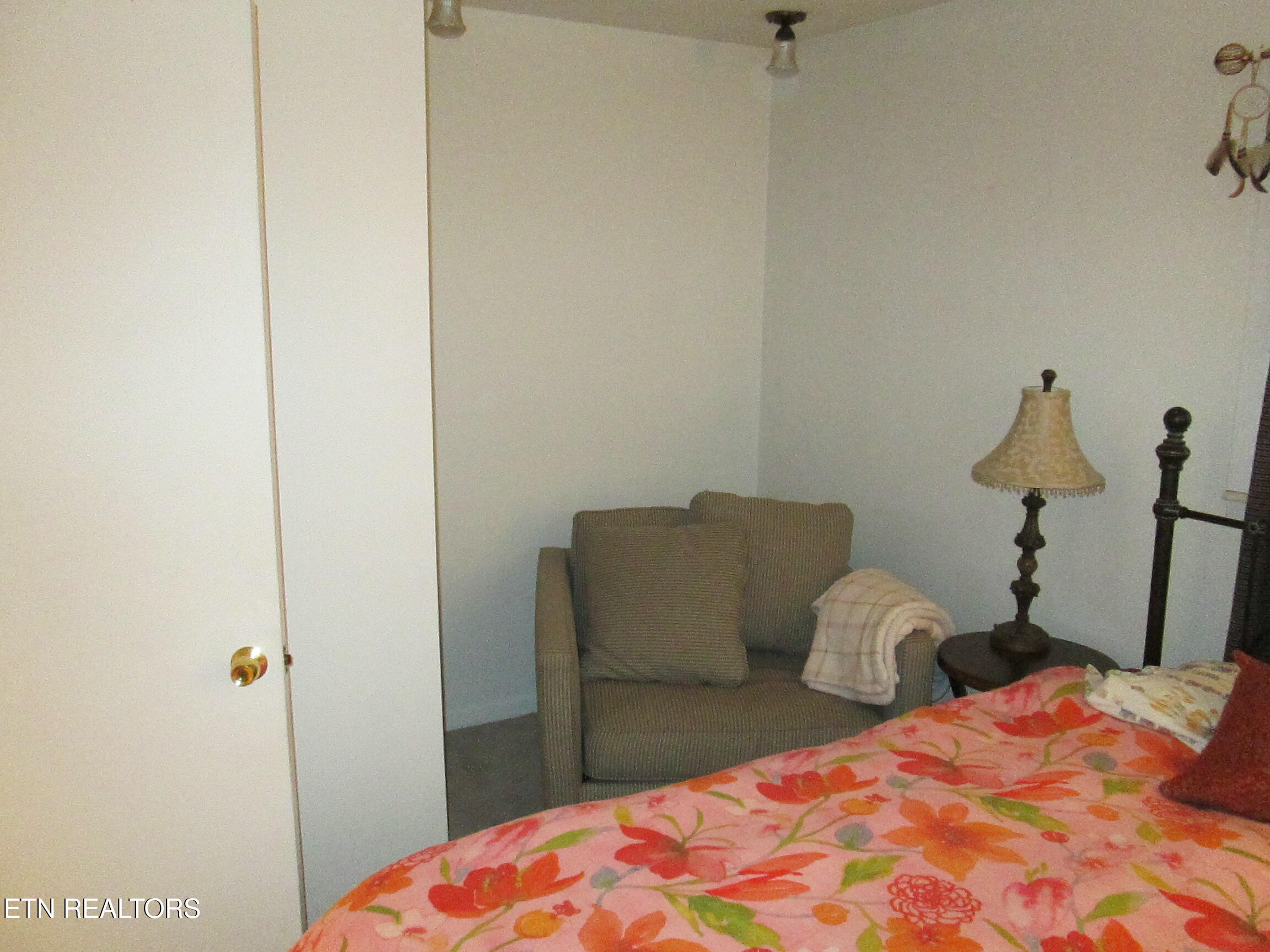 5712 Scenichills Road Knoxville, TN 37912 - Photo 15 of 33 IMG_1834 - Copy