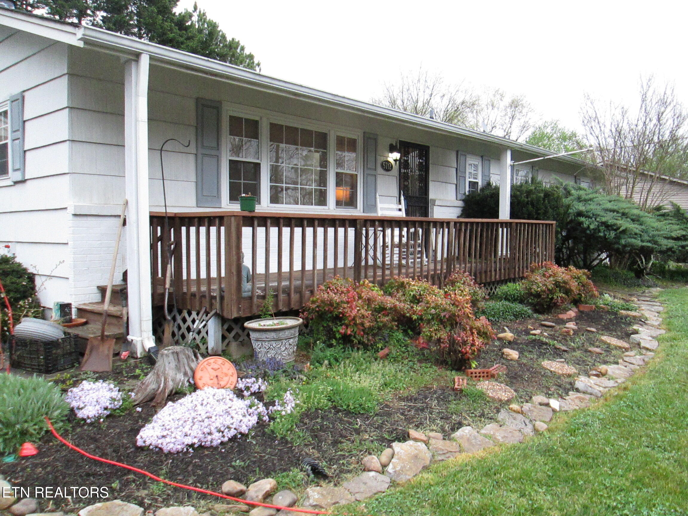 5712 Scenichills Road Knoxville, TN 37912 - Photo 27 of 33 IMG_1847
