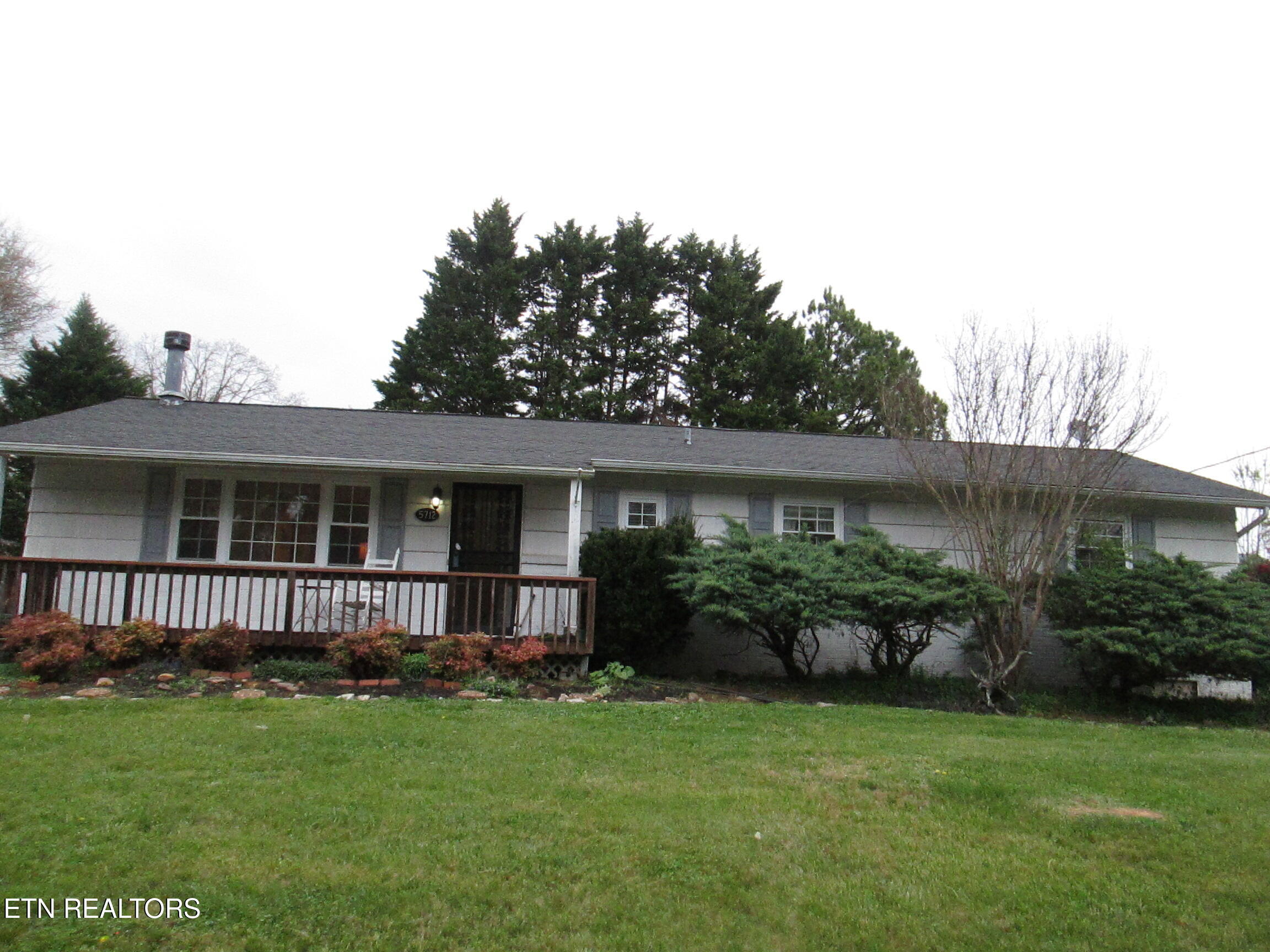 5712 Scenichills Road Knoxville, TN 37912 - Photo 30 of 33 IMG_1851