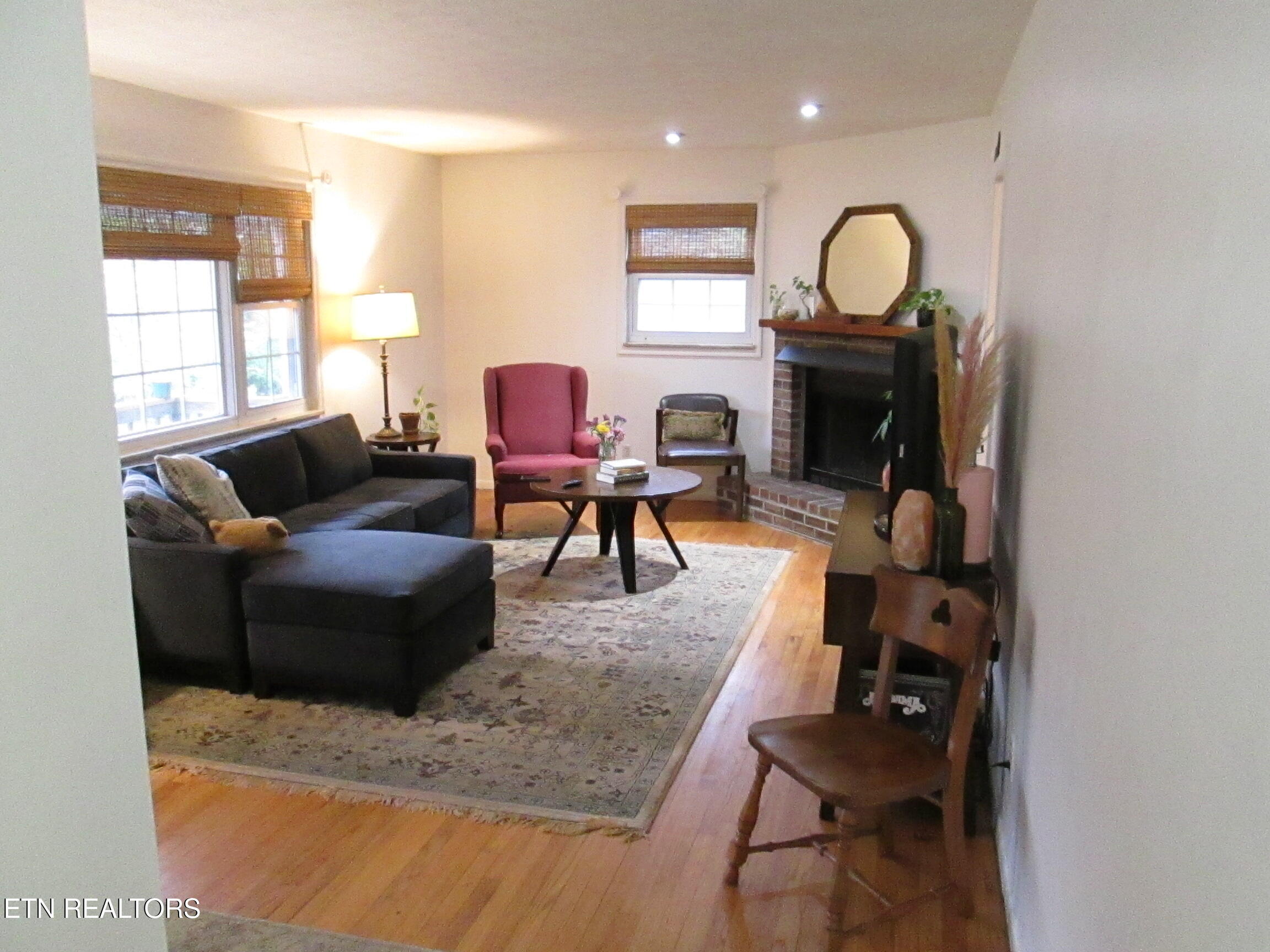 5712 Scenichills Road Knoxville, TN 37912 - Photo 5 of 33 IMG_1824 - Copy