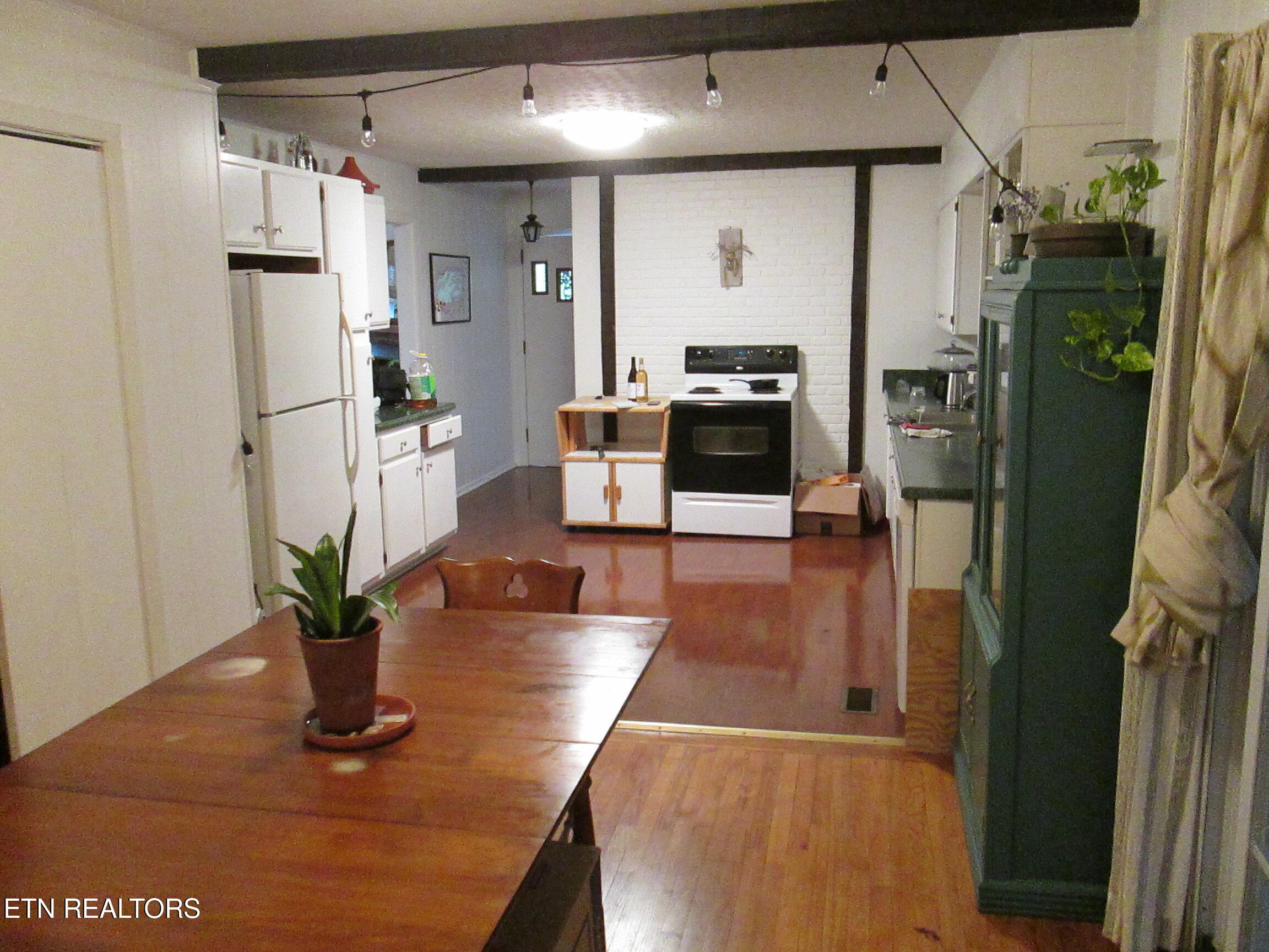 5712 Scenichills Road Knoxville, TN 37912 - Photo 6 of 33 IMG_1825 - Copy